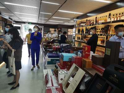 深圳市场监管局开展“九号查酒”行动，助力酒类行业复工复业